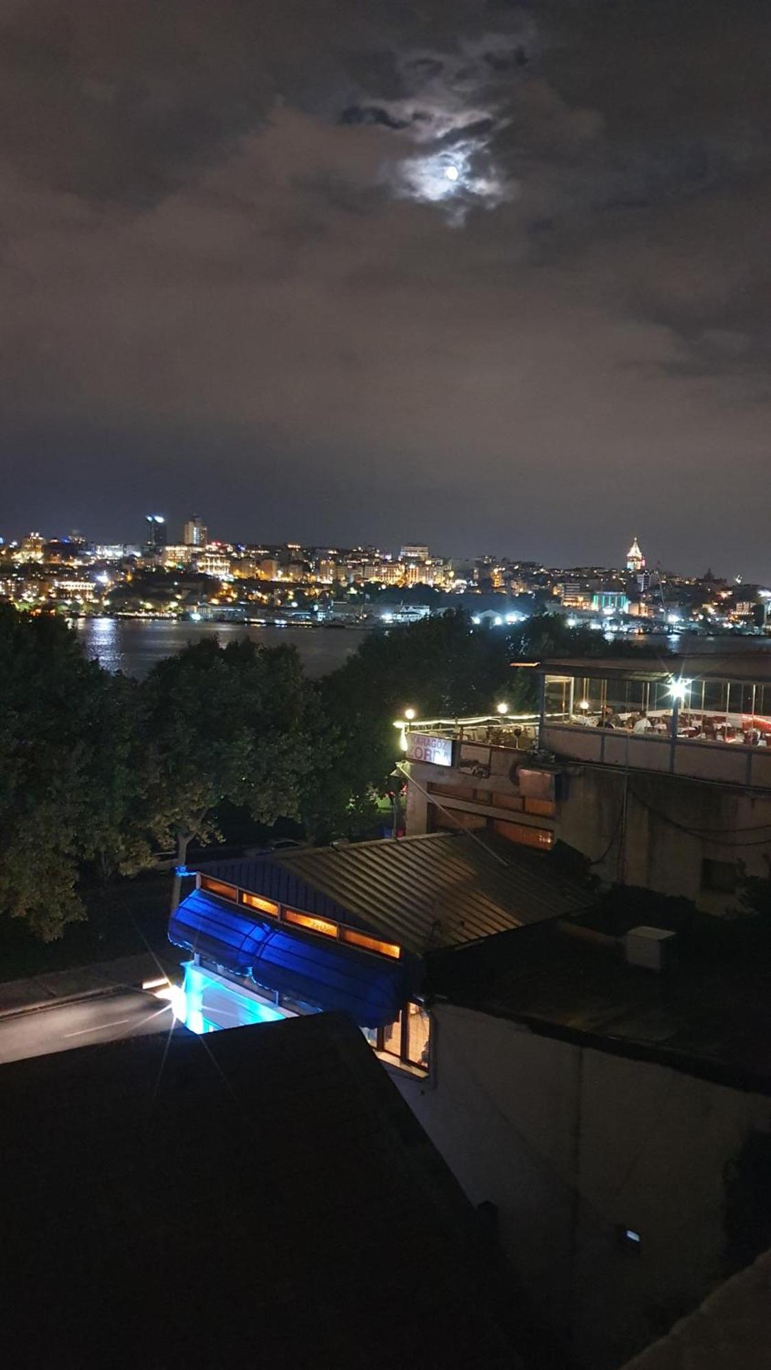 Muhtesem Bir Manzara Apartament *